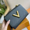 2023 Designer shoulder bag Popular twist Brand bags Luxury leather small square Designers bag Metal long chain V shaped buckle Simple fashion very nice