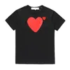 T-shirts pour hommes de créateurs Play CDG Coton Couple respirant T-shirt Commes Des Broderie Coeur Court Seelve Bas Demi-cœur Femmes T-shirts Lettre Impression Vêtements D'été