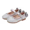 Buty sportowe 2023 Kids for Girl Spring Autumn Virgin Baby Rhinestone cekinowa łuk księżniczka różowa małe sandały występowe