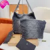 Sac fourre-tout 22 Black Denim Grand Shopping Sacs Fourre-tout Voyage Designer Femme Sling Body Bag Sac à main le plus cher avec chaîne en argent Gabrielle