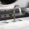 Rubinetti per lavandino del bagno Miscelatore per lavabo con doppia maniglia divisa in marmo nero. Miscelatore per lavabo frontale