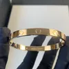 Designer Bracelet de concepteur de luxe bracelet pour femmes hommes V Gold Pink Plate Bracelets non terniss