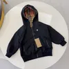 Jassen Nieuw Lente Herfst Kinderjassen Dubbelzijdige jassen Jongens Meisjesjassen Jongens Trenchcoats Babykleding Meisjesjassen Maat 90 cm - 160 cm A4