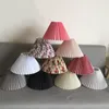 Tafellampen Japan -stijl plooien lampenkap voor E27 creatieve staande bureaulamp schaduw slaapkamer witte bloemhouders 25/28 cm