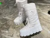 Botas de lã de inverno Botas de neve resistentes ao frio sapato de designer mulheres botas altas plataforma clássica mulheres sapatos altos sapatos de fundo grosso mulher pelúcia sapatos quentes tamanho 35-41