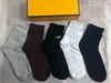 Chaussettes pour hommes de créateurs chaussettes pour femmes de haute qualité de luxe cinq paires 64