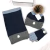 Gorro de grife + cachecol + luvas gorro de malha com letras para homens mulheres outono inverno quente lã grossa bordado chapéu frio tamanho do lenço: 150 * 20 cm