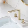 Rubinetti per lavandino del bagno Rubinetto per lavabo a tre fori in rame pieno e set a tre pezzi freddo Accessori tripli per cucina domestica