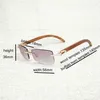 Occhiali da sole estivi di design di lusso Strass vintage Corno di bufalo naturale Senza montatura Uomo Occhiali quadrati in legno Donna per tonalità esterne Oculos EyewearKajia