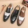 Kleidschuhe Brogue Carving Weiß/Schwarz Mode Herren Formale Leder Business Hochzeit Designer Büro B87