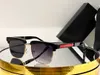 Kadın Güneş Gözlüğü Kadınlar Erkekler Güneş Gözlükleri Erkek Moda Stili Gözleri Koruyor UV400 lens Rastgele Kutu ve Kılıf 08X