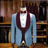 Мужские костюмы Blazers Beige Wedding Muds Mens 3 штуки Custom Man Groom Cust Tuxedo Slim Fit Burgundy Velvet Lapel Blazer Pant Set Set