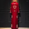 Roupas étnicas Tradicional Chinês Qipao Mens Vermelho Bordado Noivo Vestido de Noite Casamento Brinde Trajes Tang Terno