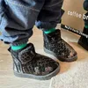 Nouvelles bottes de neige pour enfants en automne et en hiver, bottes chaudes en cuir diamant, bottes rembourrées en coton pour garçons et filles