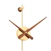 Orologi da parete Spagna Orologio Design moderno Creativo di lusso Legno Oro Metallo Decorazioni per la casa Ottone Puntatore lungo Decorazione del soggiorno