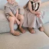 Ensembles de vêtements Été Enfants Plaid Vêtements Ensemble Filles Coton Mode Jarretelle Longue Robe Garçons Filles Sailor Cou Short À Manches Courtes