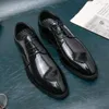 Klädskor weh mens oxford äkta ko läder mocka wingtip för män bekväm snörning dräkt bröllop kontor formell skor