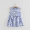 Mädchenkleider 2023 Baumwolle Leinen Mädchen Sommerkleid Kinder Puppe Kragen Weste Kinder Ärmellos Blumen Prinzessin Baby Kleidung Gelb Blau