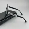 2023 Modedesigner Neue Sonnenbrille Xiangs fortgeschrittener Sinnesdiamant eingelegte Buchstabenbrillenbeine rundes Gesicht dünn beständig