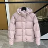 Womens Winter Designer Down Jacket Outdoor Leisure Sports White Duck Windbreak Waterproof Light Parkas Keep Warm Fashion Coat Huveed Capsule Bread Jackets