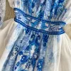 Podstawowe swobodne sukienki dla kobiet wczesna wiosna Wakacje Długie sukienki Kobiety Runway V-Neck Blue Flower Blue Flower Printed Lantern Sleeve Holiday Holiday Boho Vestidos 2024