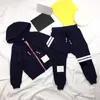 Designer bébé sweat à capuche ensembles bébé pulls chauds ensemble enfants vêtements ensembles garçons filles vêtements hiver luxe t-shirts et shorts survêtement enfants tenues de jeunesse