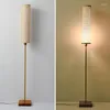 Vloerlampen moderne creatieve bamboe geweven lamp lange buis handgemaakt led licht voor eetkamer slaapkamer slaapkamer bedbankde decorstandaard