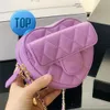 Сумка через плечо 22P 14CM Mini Heart Lover Стиль овчины Талия Бюст Сумки через плечо Золотая металлическая цепочка для фурнитуры Косметический дизайнерк