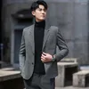 Abiti da uomo 2023 Primavera Autunno Stile coreano Giacca di lana Moda monopetto Casual Modello a spina di pesce Slim Fit Cappotto da uomo