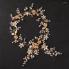 Saç Klipleri SLBRIDAL El Yapımı Alaşım Çiçek Yaprak Rhinestones İnciler Gelin Bandı Düğün Uzun Başlıklar Nedime Kadınlar Takı