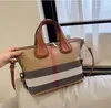 L1003 Women Luxurys Designers Facs Crossbody Highky Handbags Womens Poundes Counder Shopping Totes Bage