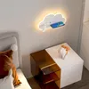 Muurlampen minimalistische mobiele telefoon draadloze oplaadlamp slaapkamer leesbed woonkamer bank achtergrond