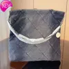 Sac en jean 22 Designer Grand épaule Shopping fourre-tout voyage femme fronde corps le plus cher sac à main avec chaîne en argent Gabrielle