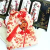 Vêtements pour chiens Vêtements de festival de printemps Vêtements d'hiver pour animaux de compagnie Année chinoise Manteau Veste Costume Tang Cheongsam Costumes de tenue de chiot chaud