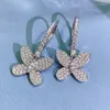 Kolczyki stadnonowe Spring Qiaoer Butterfly Fashion S925 Silver Earstuds Full Diamentowy stereoskopowy dla kobiet