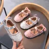 Buty sportowe 2023 Kids for Girl Spring Autumn Virgin Baby Rhinestone cekinowa łuk księżniczka różowa małe sandały występowe