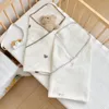 Mantas 6capas Muslin Born Baby Manta Infantil Seersucker Dibujos animados Bordado Edredón Swaddling Toalla Nursery Super Soft