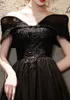 Robes de bal noires sexy sur l'épaule robe de soirée à lacets dans le dos