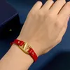 Bracelet européen et américain minimaliste lettre V personnalisé bracelet en cuir PU pour hommes femmes