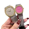 Design ultra sottile Coppie Orologi da polso alla moda 38mm 30mm Orologi con diamanti 25H Orologio da donna da uomo Movimento al quarzo Orologio da polso da donna di design montre de luxe