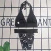 섹시한 여자 비키니 패션 스플릿 스플릿 수영복 검은 색 패딩 비치 브래지