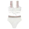 Costume da bagno da donna bianco bikini sexy spettacolo sottile triangolo a vita alta senza schienale costume da bagno in due pezzi sport da spiaggia fasciatura da nuoto in piscina alle Hawaii