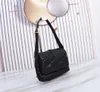 crossbody bag black tote bag Wear and match Die vielseitige neue Unterarmtasche mit Rautenmuster hat ein großes Fassungsvermögen und kann quer über dem Körper getragen werden