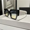 2023 Luxury Designer Sunglasses Woman Eyeglasses Outdoor Shades PC Frame Fashion Classic Lady Sun glasses Mirrors for Women 1803