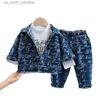 Set di abbigliamento Primavera Autunno Bambino Ragazzo 3 pezzi Set di vestiti Stampa Capispalla Cappotto Completo Lettera Canottiera Jeans Pantalone Bambini Ragazzo Vestito R231106