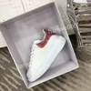 2023 TOP Designer Buty Casual Sneaker Męskie trampki Białe czarne zielone potrójne różowe żagiel Chicago Kentucky Mens Sports Buty