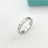 Pierścień Pierścień Diamentowe pierścionki modne biżuteria kobieta risuj złoto srebrne tytanowe stalowe projektant biżuterii Ice Kontrola Pierścień Bitrthday Wedding Gift Wholesale