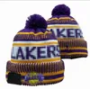 Lyxiga mössor lakers beanie los angeles lal designer vinter män kvinnor modedesign stickade hattar fall ull cap brev jacquard unisex varm skalle sport stickad hatt a16