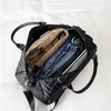 Duffel Bags Hommes Mode Plaid Voyage Polyvalent Femmes Duffle Weekend Nylon Épaule Grand Sac À Main Carry on Fitness Noir Xa763wb 230404