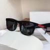 Lunettes de soleil polarisées carrées de fumée noire Hommes Sunnies Designers Lunettes de soleil Sonnenbrille Sun Shades UV400 Lunettes avec boîte